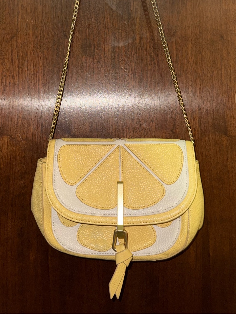 Vintage Leather Vera Bradley Lemon Crossbody/shoulder bag